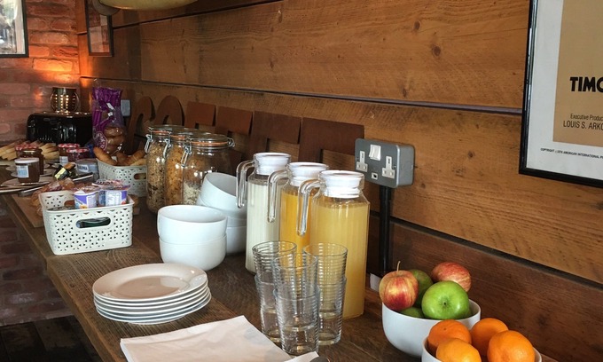Crediton Bed & Breakfast | Union Road Moto Velo
