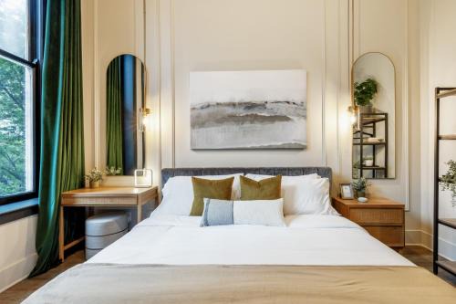 Downtown Nashville Apartment | Union St Lofts - Salon - Day Spa
