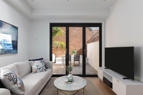 Newtown House | Unionelle a Luxe Newtown Terrance