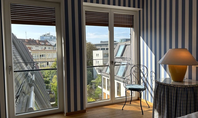 St. Benno Apartment | Unique: 3bedroom apartment in the heart of Munich