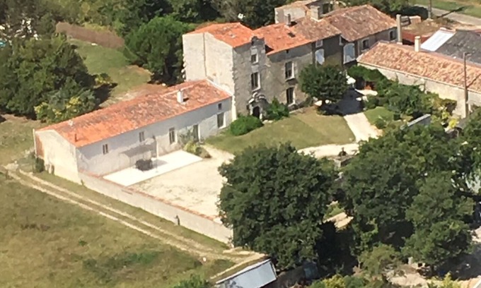 Thaims House | Unique! A seigneury of the 17th century, completely renovated, 20 minutes from the beach