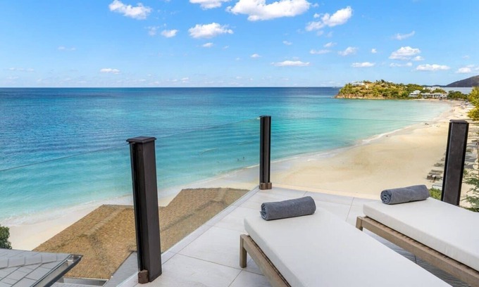 Fryes Beach Villa | Unique and spacious ocean view 3 bedroom apartment