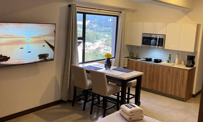 Zona 13 Apartment | Unique Apartment, Book NOW!