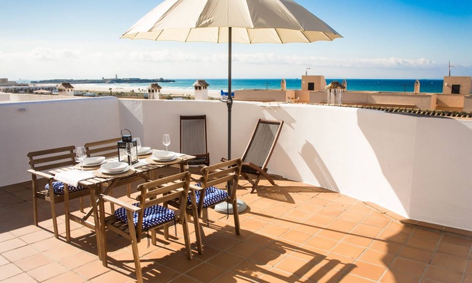 Tarifa Apartment | Unique apartment on the beach with terrace and spectacular sea views