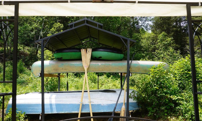 Strong House | Unique Camper located at the edge of Muskoka
