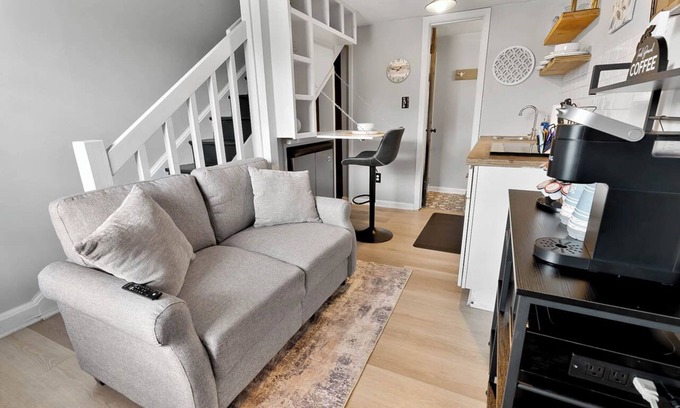 Southwest Raleigh Apartment | Unique Downtown Raleigh Loft