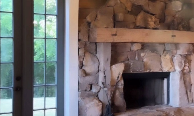 Griffin House | Unique experience at a secluded barn home on land with gorgeous sunset views.