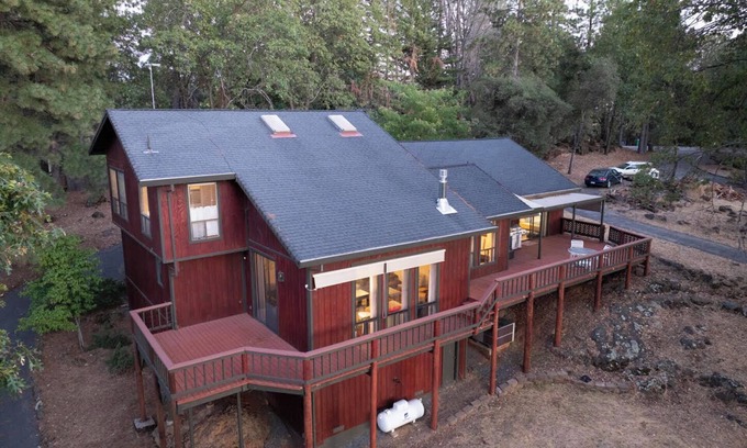 Alta Sierra House | Unique Getaway with a Private Airstrip and Hanger