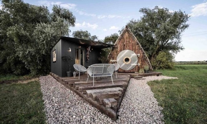 Ely Cottage | Unique glamping experience near Ely & Cambridge