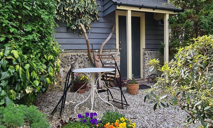 Litlington Cabin | Unique, hand-built cabin in the heart of the Cuckmere Valley
