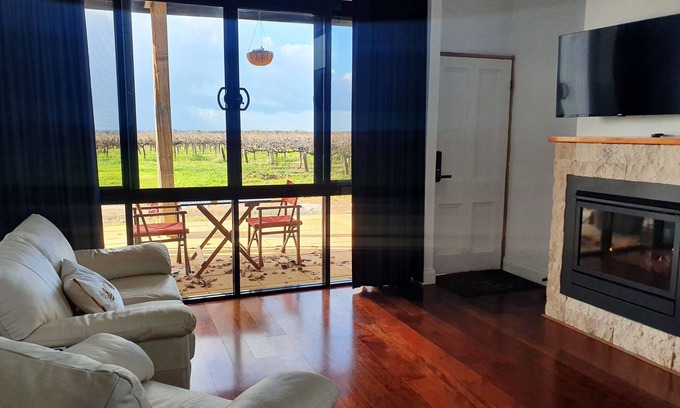 Bremer Apartment | Unique Luxury Fully Equipped Apartment With Vineyard Views From Your King bed