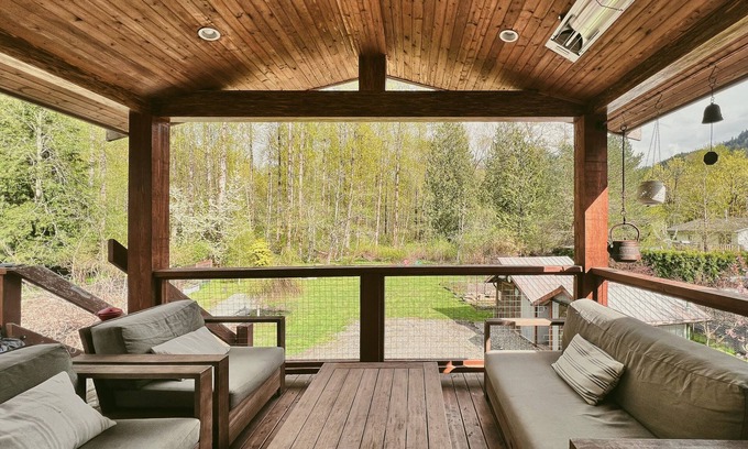 Sardis House | Unique, Private Upper Suite Near Lakes, River, Hiking, Fishing, Bike Trails