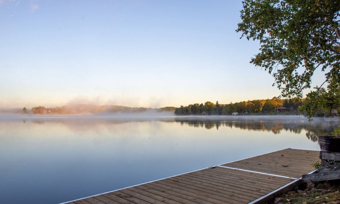 Astorville House | Unique romantic Waterfront home for long stay only