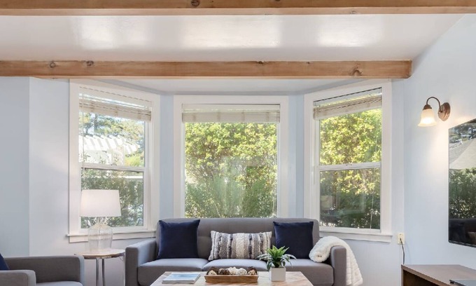 Seabright House | Unique Seabright Serenity