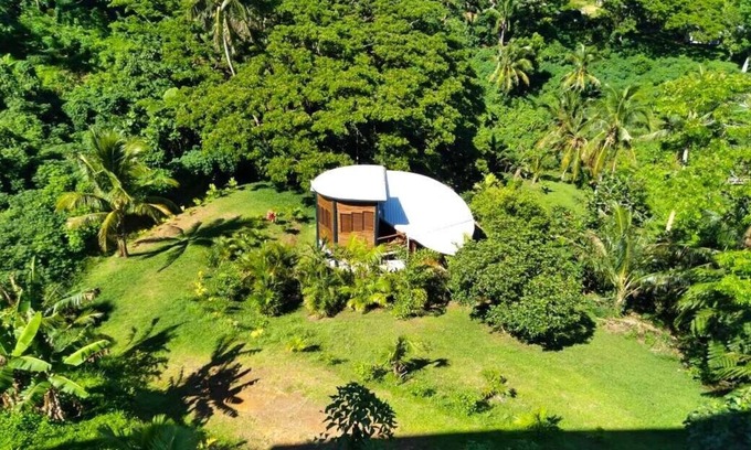 Bouvet Island House | Unique Shell House with Ocean View