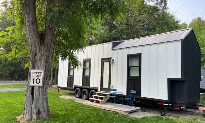 Elizabethtown Apartment | Unique tiny home experience in a one of a kind tiny home community!
