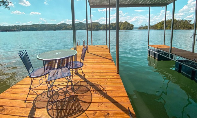 Maynardville Cottage | Unique updated cottage on Norris Lake w/ private boat dock and spectacular views