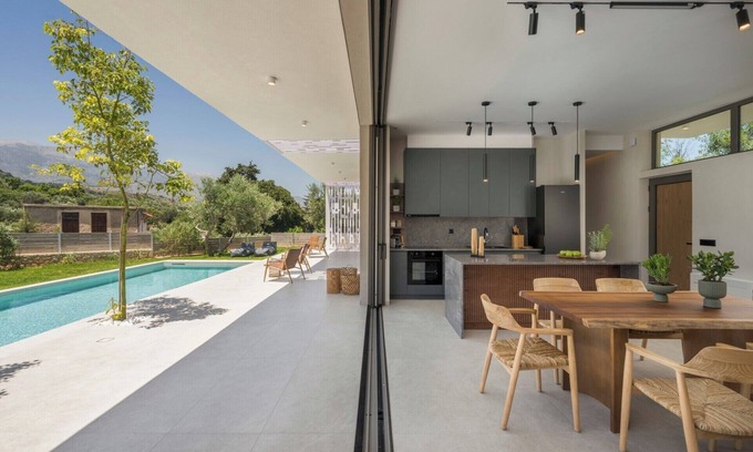 Filippos Villa | Unique Villa Grego, Heated Pool