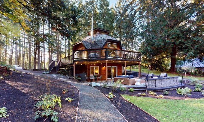 Burley House | Unique waterfront home with sauna, hot tub, and washer & dryer