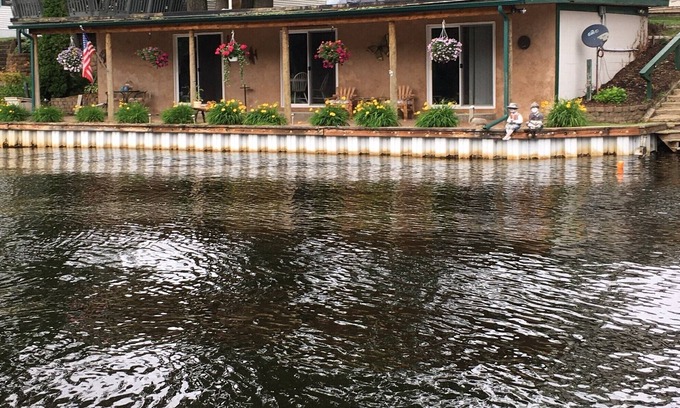 Newaygo House | Unique Waterfront Location on Muskegon River