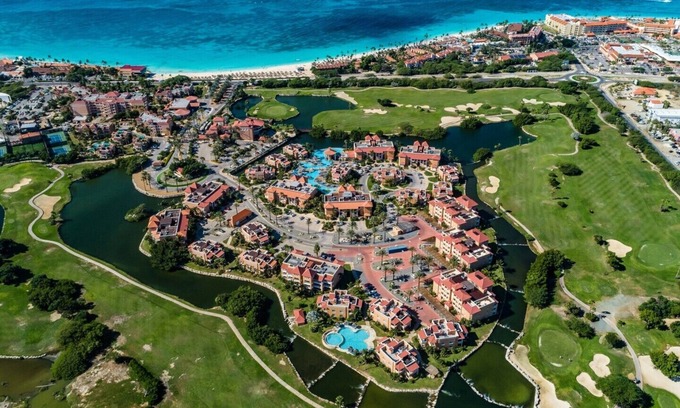 Oranjestad-West Condo | Uniquely Beautiful Eagle Beach Penthouse @ Divi Resort w/Private Terrace/jacuzzi