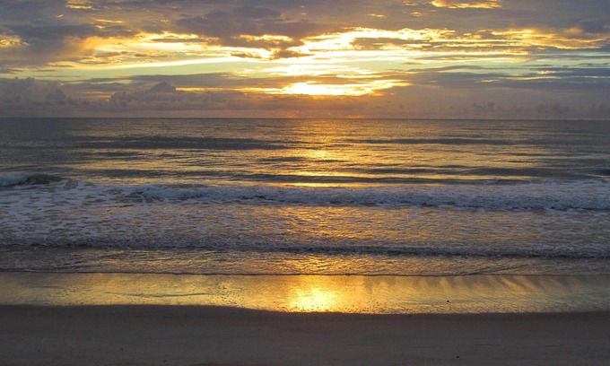 Ocean Grove Terrace Condo | Unit 1 Oceanside 2Bd 1Ba Condos In Ormond-By-The-Sea w/Large Private Beach Deck