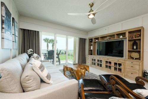 Ocean View Halifax Estates Apartment | Unit 103 Aruba - 3 Bedroom Ocean Front