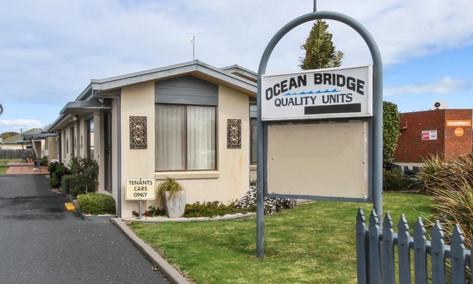 Lakes Entrance House | Unit 4 @ Ocean Bridge