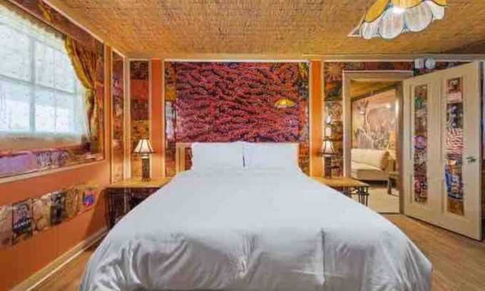 Liberty Hill House | Unit 4 Unique 2-Bedroom Near the River!