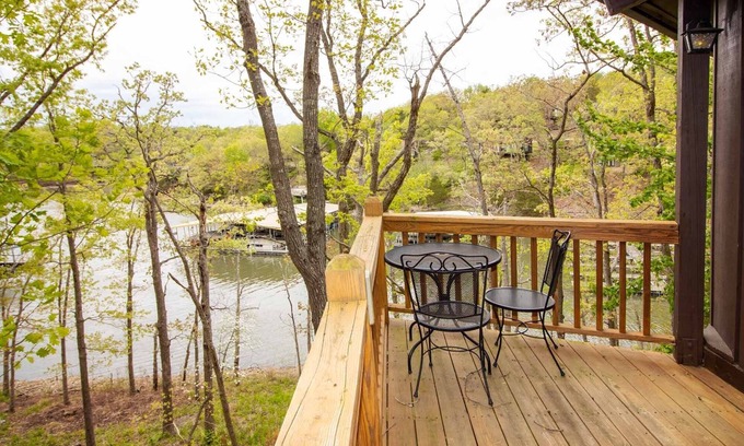 Village of Four Seasons House | UNIT 7 - TREETOP 2 BEDROOM VILLA