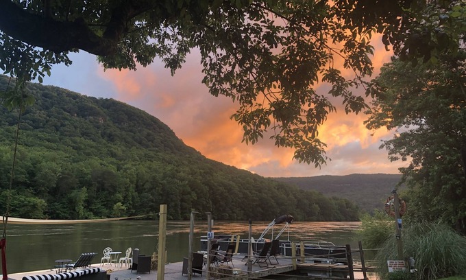 Chattanooga Condo | Unit E - Now Booking Summer Vacation!