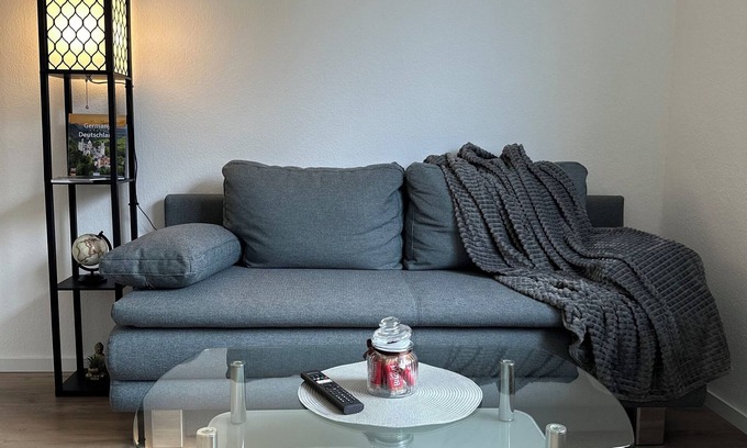 Holsterhausen Apartment | University Hospital and Messe Essen/Netflix/Wifi