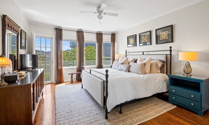 Lone Mountain Condo | University of San Francisco Luxury Flat