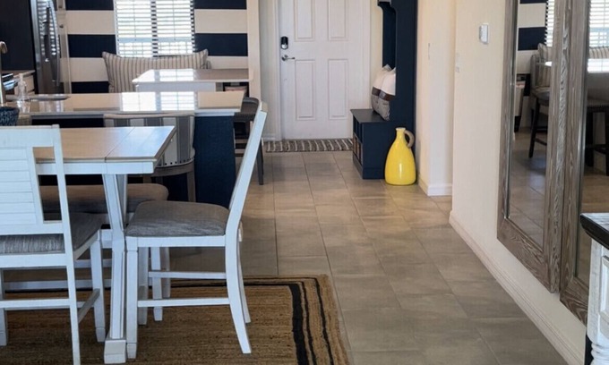 Lakewood Ranch Condo | Unlimited Golf with membership transfer- Lakewood National
