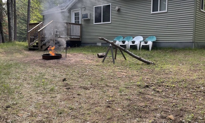Athelstane House | Unplug and Relax in the Great Northwoods!