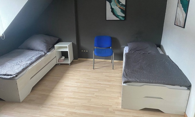 Frankfurt Condo | Unterkunft .3 Schlafzimmer, Esszimmer,küche, Bad. 30 Minuten Nach Frankfurt