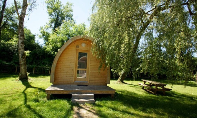 Champvert House | unusual lodgings in the heart of nature Roulette 1