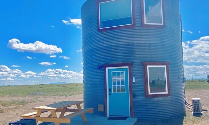 Mosca Apartment | Up-cycled Grain Bin Villa just 20 mins. from the Great Sand Dunes NP w/WiFi, AC