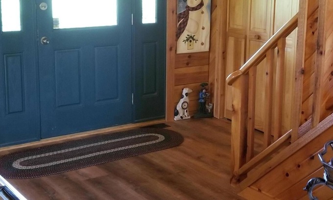 Gladwin House | Up North Log Home for family Fun and Memories