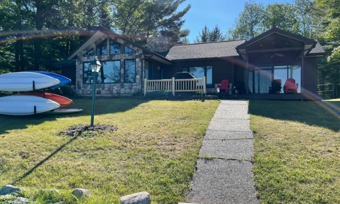 Hillman House | Up North Retreat. Tranquility Awaits!