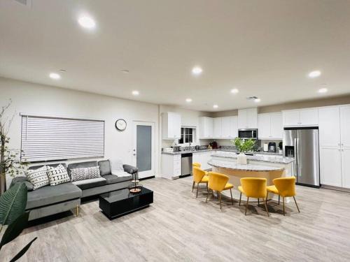 Fontana Apartment | Up to 25% OFF/New Built for Ideal Extended Stay