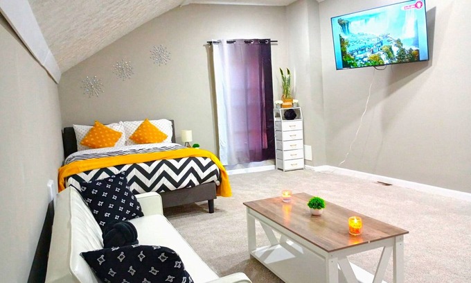 Cleveland Apartment | Up Unit Studio in West CLE