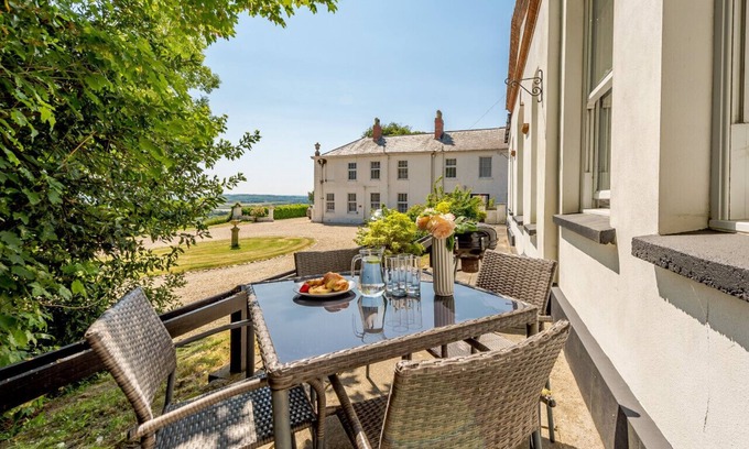 Barnstaple House | Upcott Cottage, Upcott House