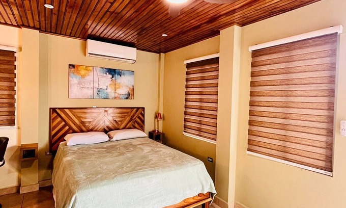 Bocas del Toro Apartment | Updated Studio in the Heart of Bocas Town
