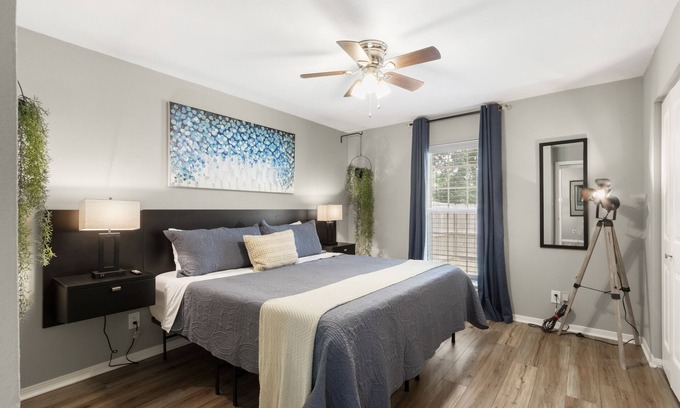 Northeast Pensacola House | Updated 2 bed w/fenced yard * Dog Friendly * Fox Den F