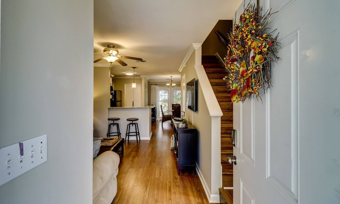 Mount Pleasant House | Updated 2bed/1.5bath duplex; central Mount Pleasant near beaches and downtown!