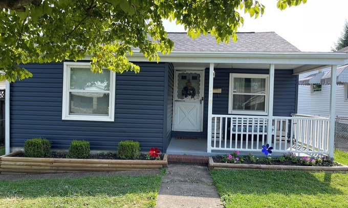 Huntington House | Updated 2BR home in Huntington, WV