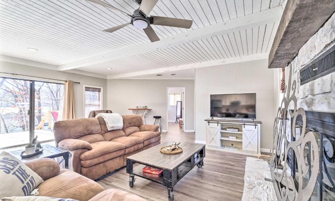 Afton House | Updated Afton Cottage with Dock and Lake Access!