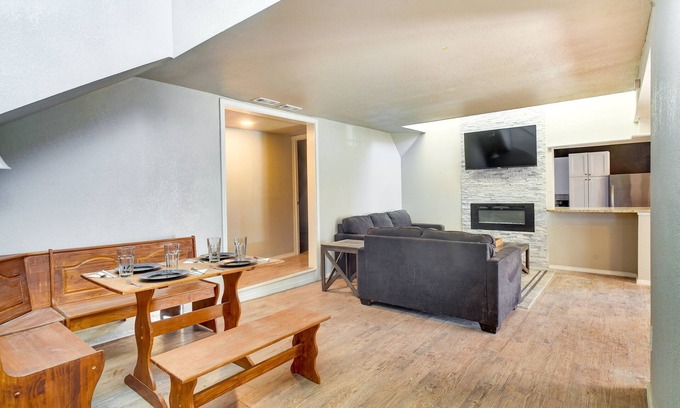 Buffalo Springs House | Updated Buffalo Springs House on the Lake!