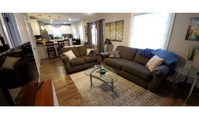 Dundee-Happy Hollow Historic District House | Updated Dundee 3-4 br 2 bathrm home near NE Med/UNMC
